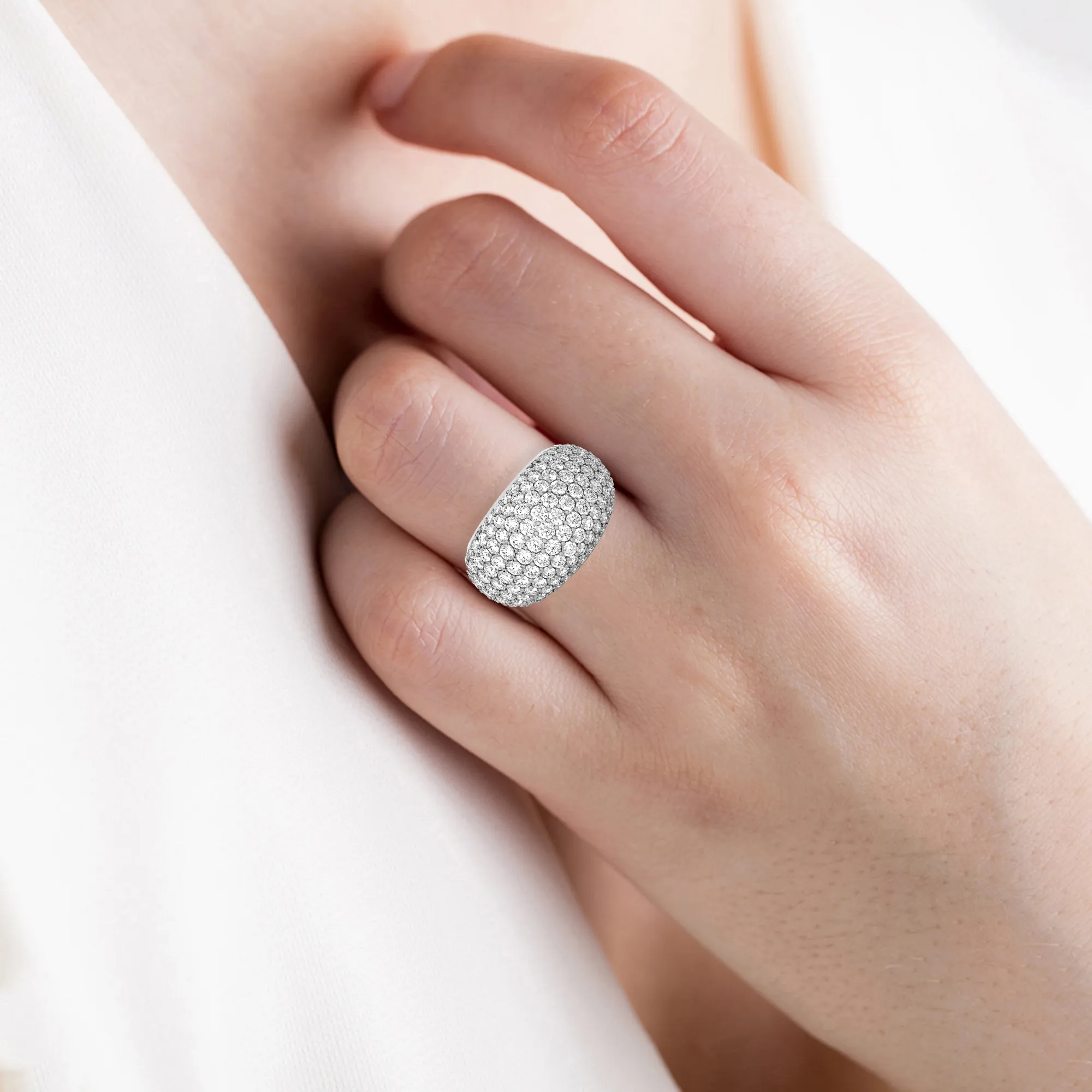 1 1/2 ctw Round Lab Grown Diamond Ring