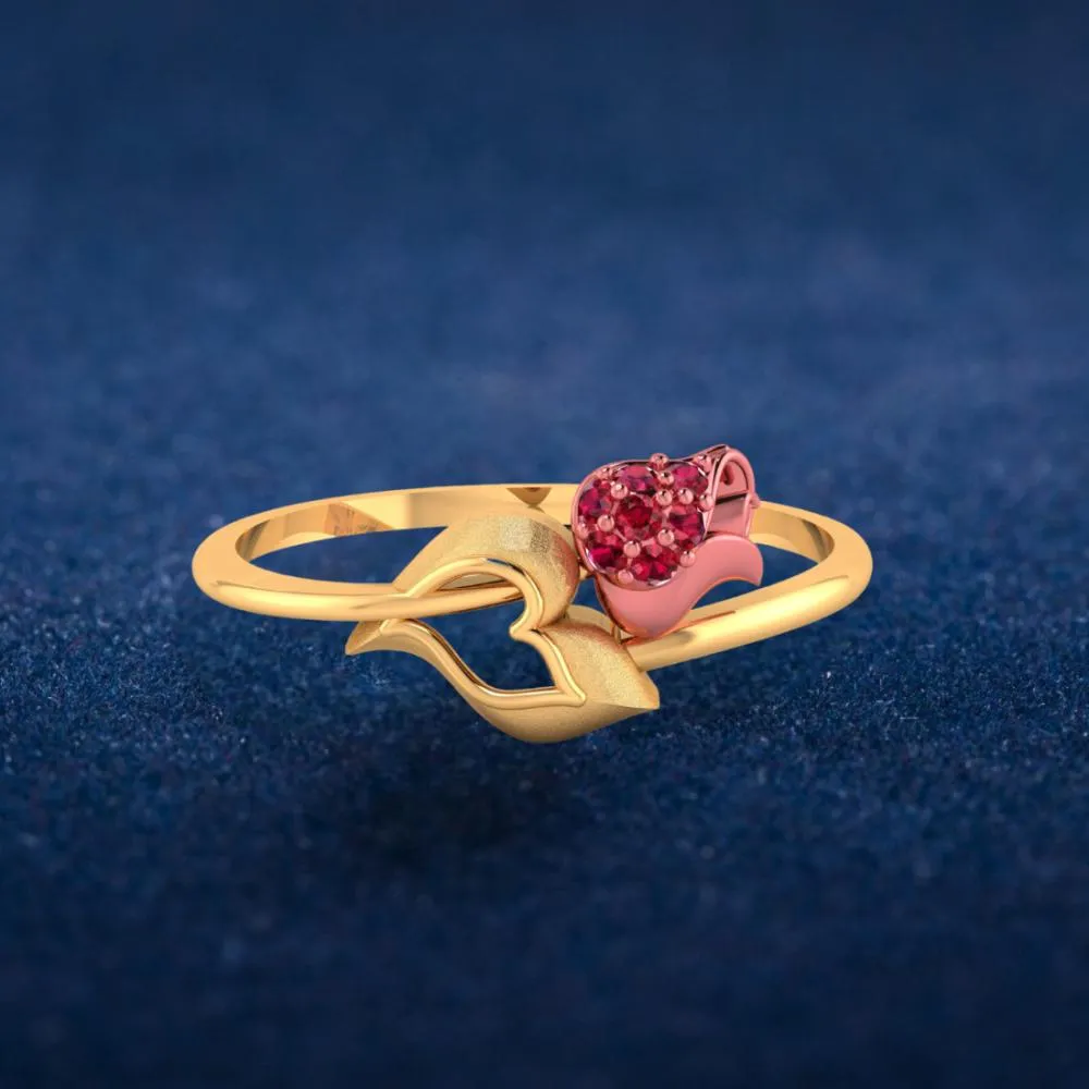 14k Gold Ring With An Intricately-detailed Tulip On Top