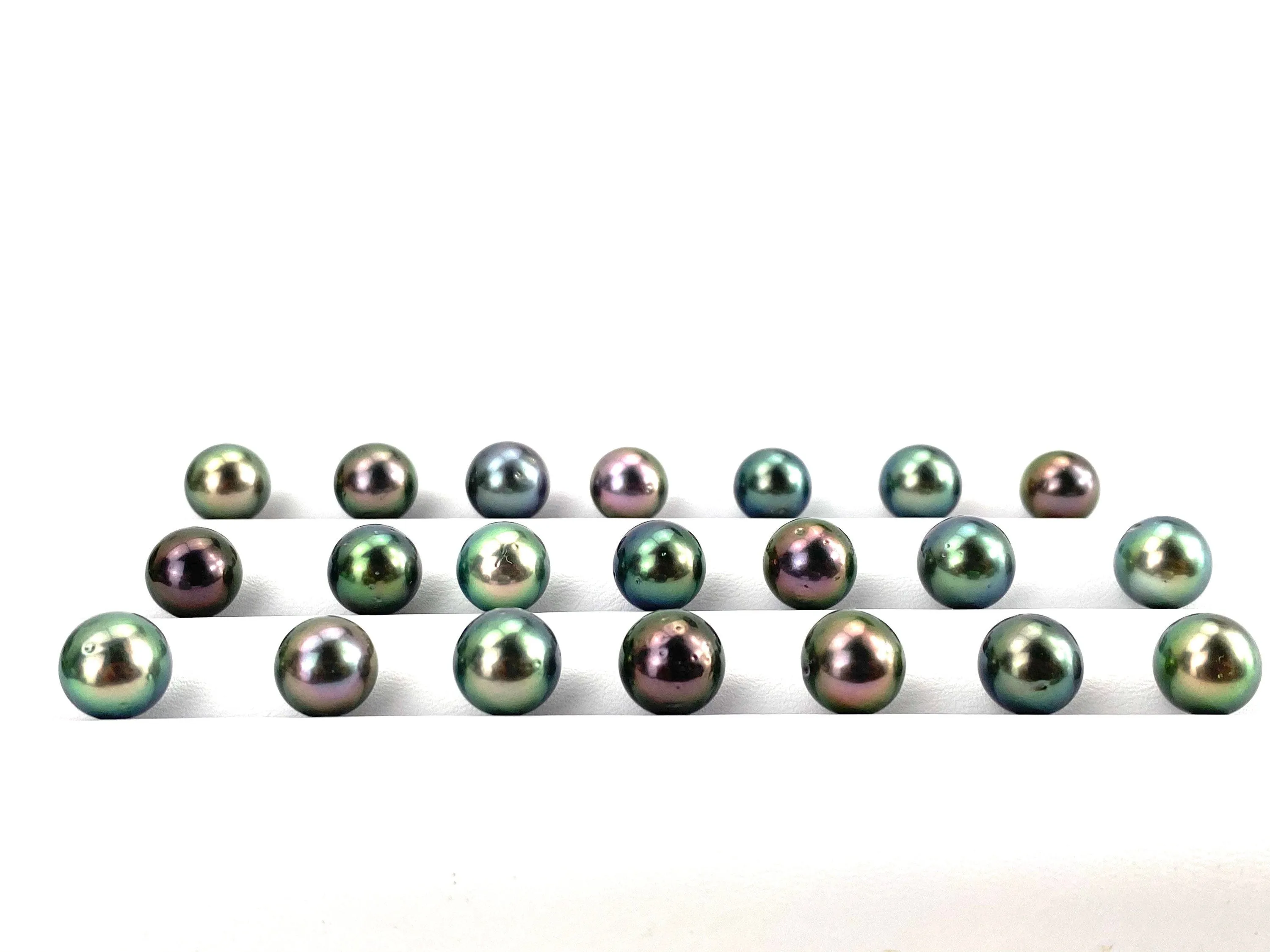9mm Stunning A  peacock Tahitian pearls, SKU#10060