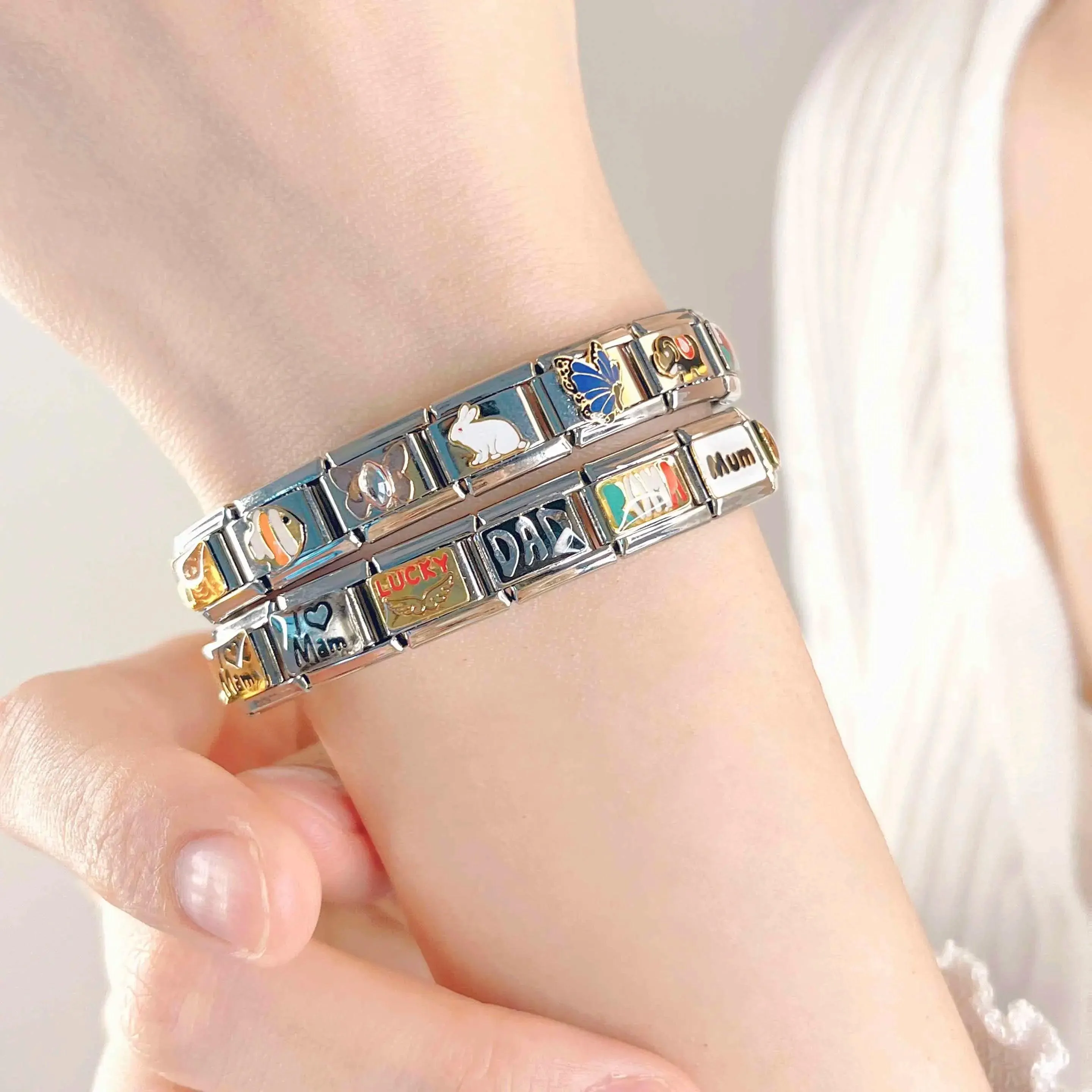 Animal Lover's Stainless Steel Bracelet: Express Your Unique Style with Charming Animal Links!