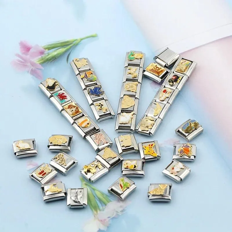 Animal Lover's Stainless Steel Bracelet: Express Your Unique Style with Charming Animal Links!