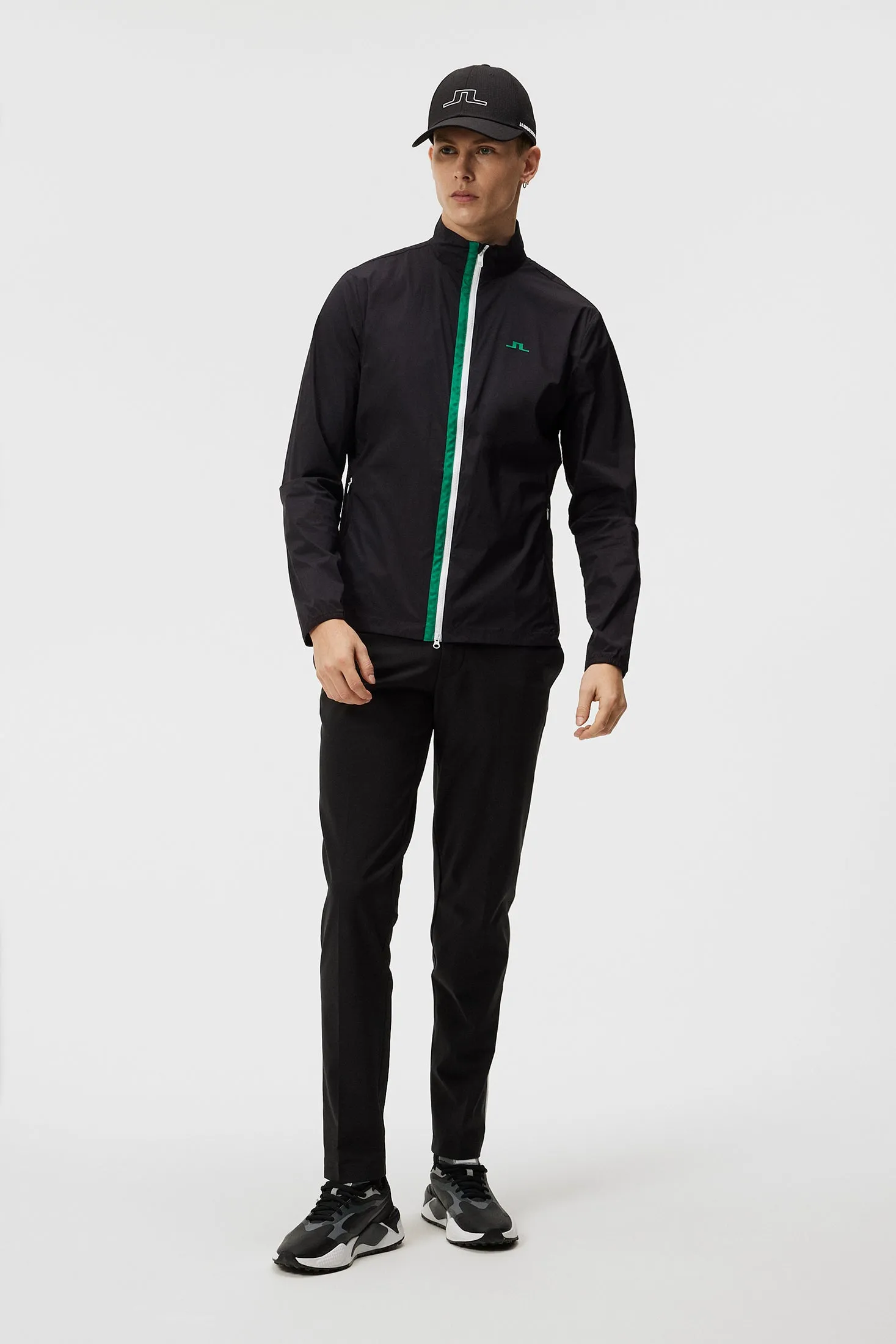 Ash Light Packable Jacket / Black