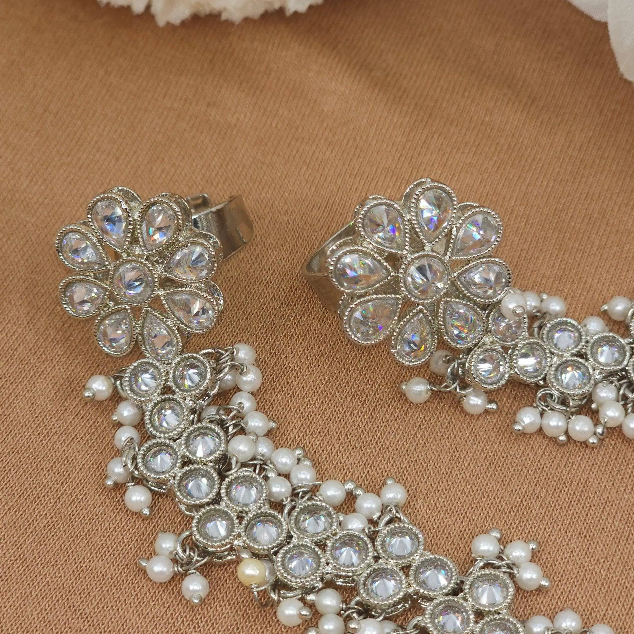 Buttercup Silver Polki Hand Pieces