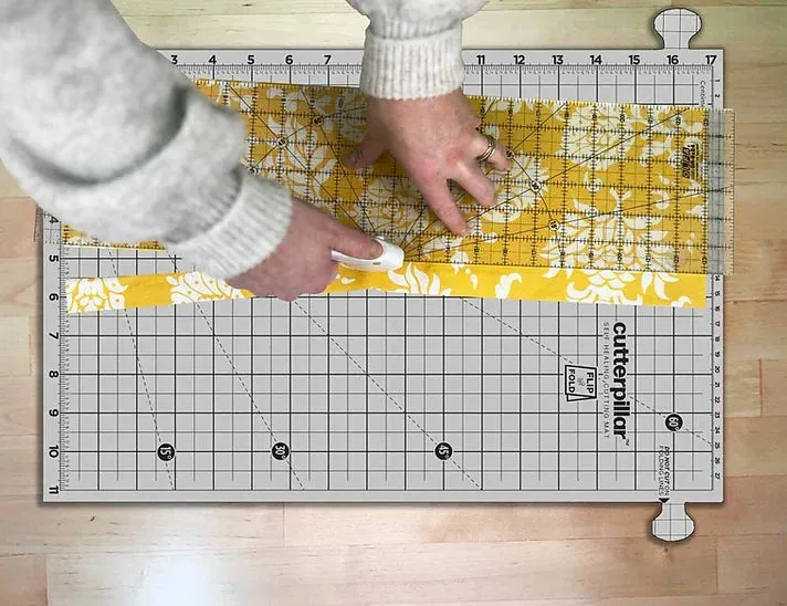 CutterPillar Flip and Fold Mat