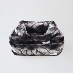 Deluxe Dog Beds - Chinchilla