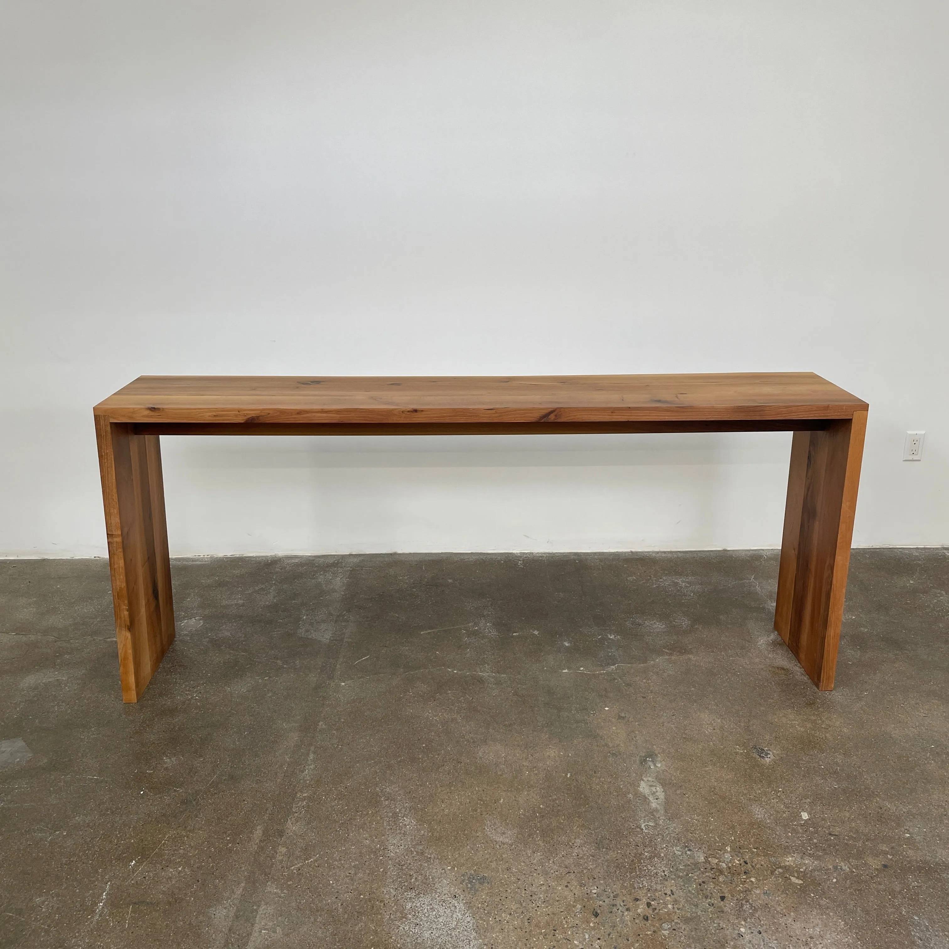e15 Ponte Oak High Table