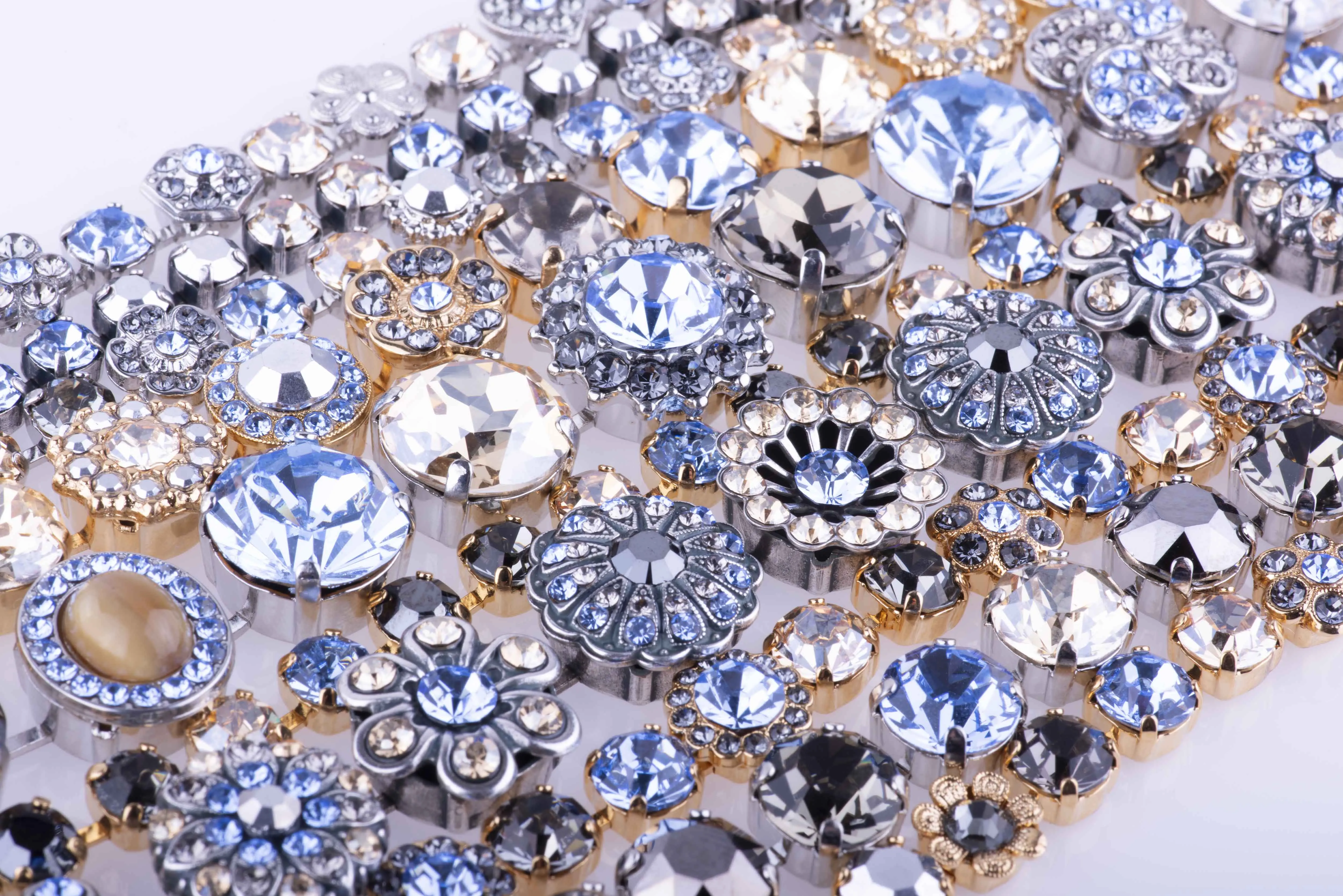 Extra Luxurious Rosette Bracelet in "Morning Mist" *Custom*