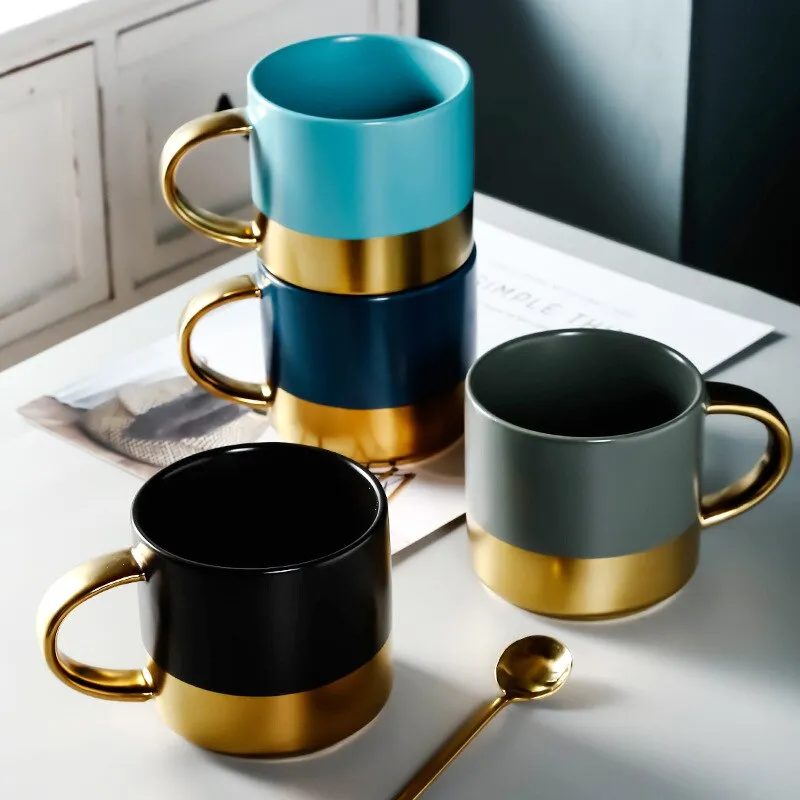 Golden Handle Luxurious Mug