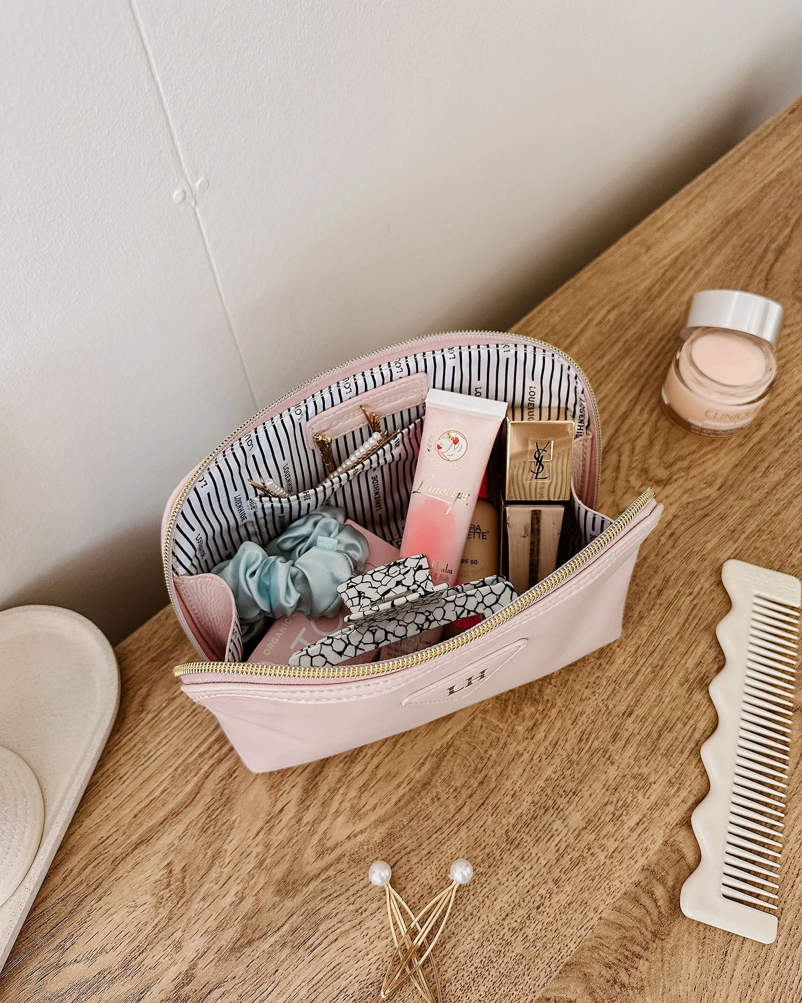 GRETA MAKEUP BAG  BABY PINK