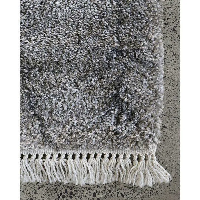 Intrepid Nadir Floor Rug - Light Grey    (100% Polypropylene)