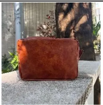 Light Brown Leather Men's Shaving Bag