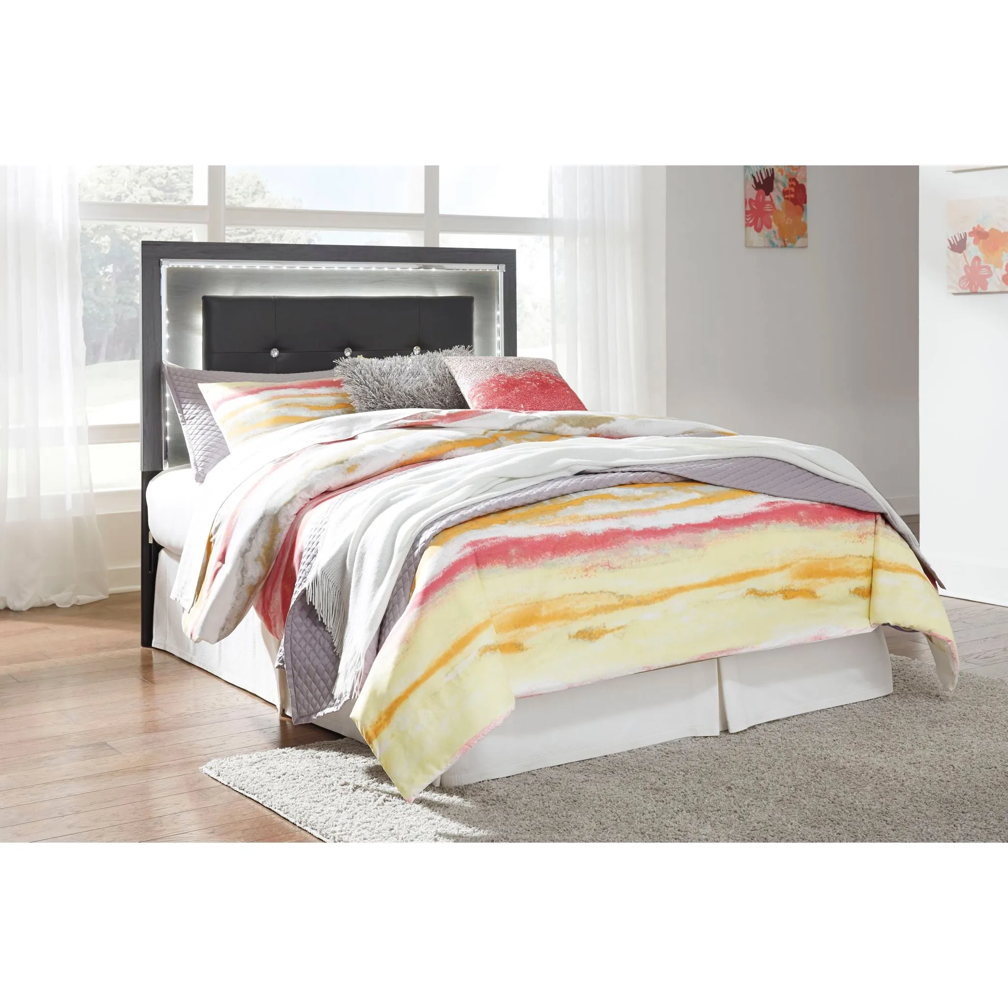 Lodanna Upholstered Headboard - Gray
