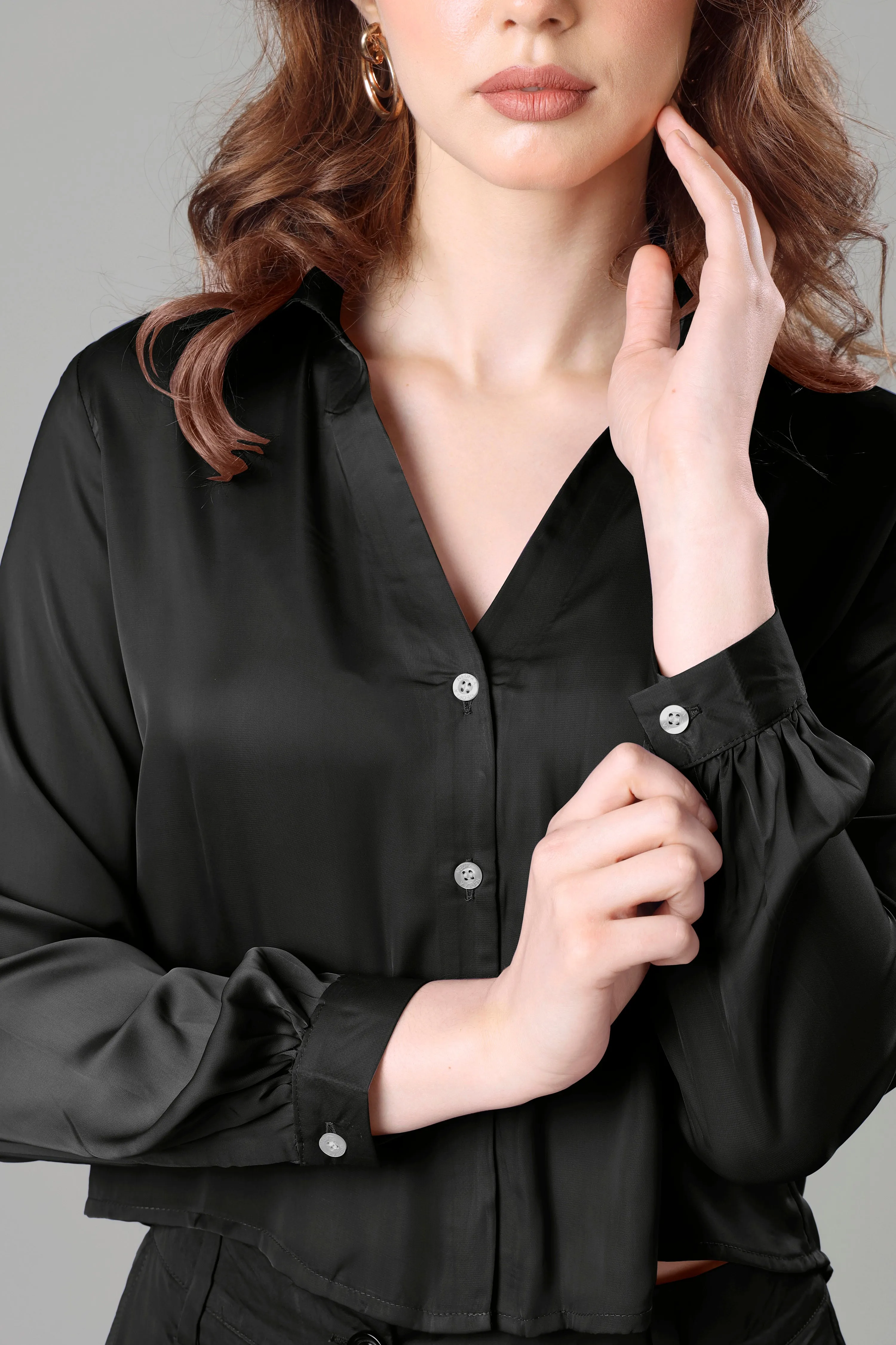 Luxurious Black Cropped Shirt For Women