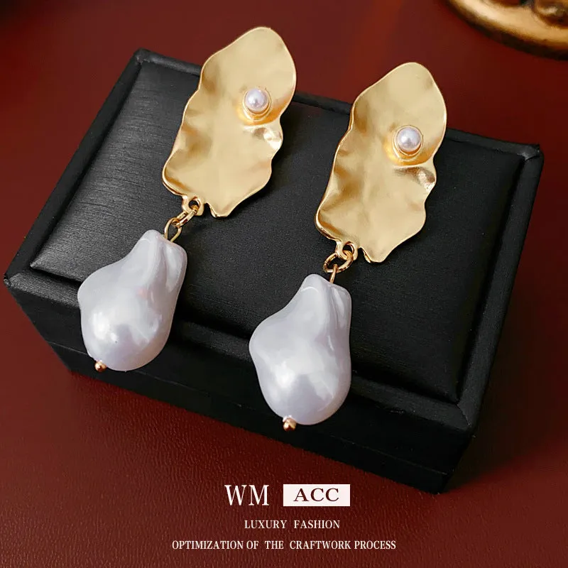 Luxurious Irregular Geometric Artificial Pearl Electroplating Earrings