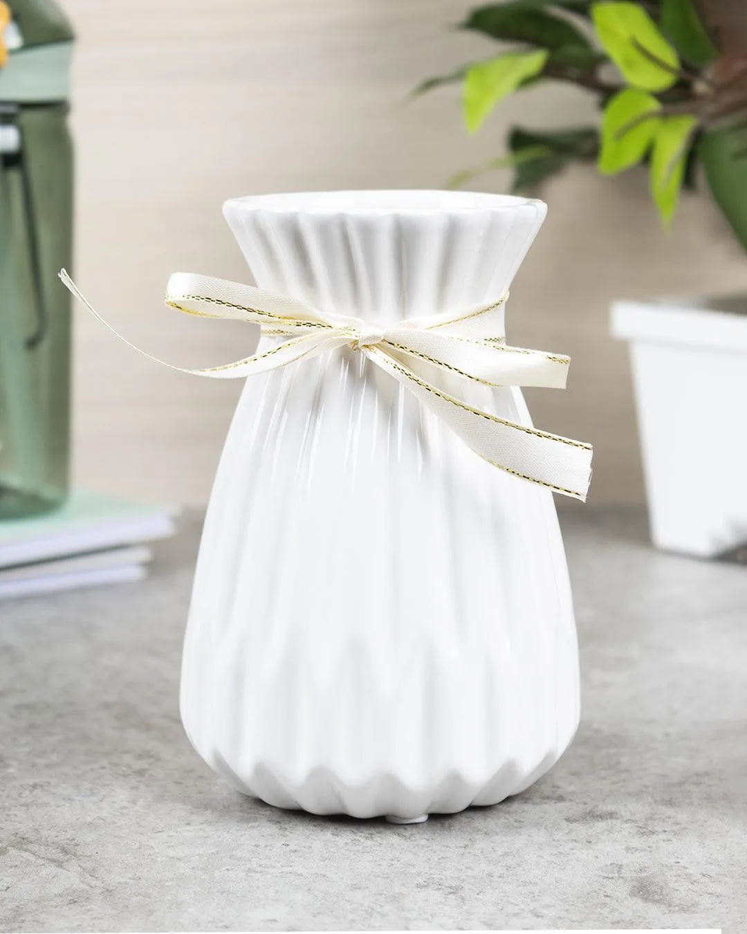 Nordic Vase, White, Ceramic