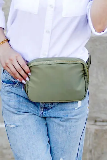 Roam 2 Liter Nylon Sling Belt Bum Fanny  Crossbody Bag
