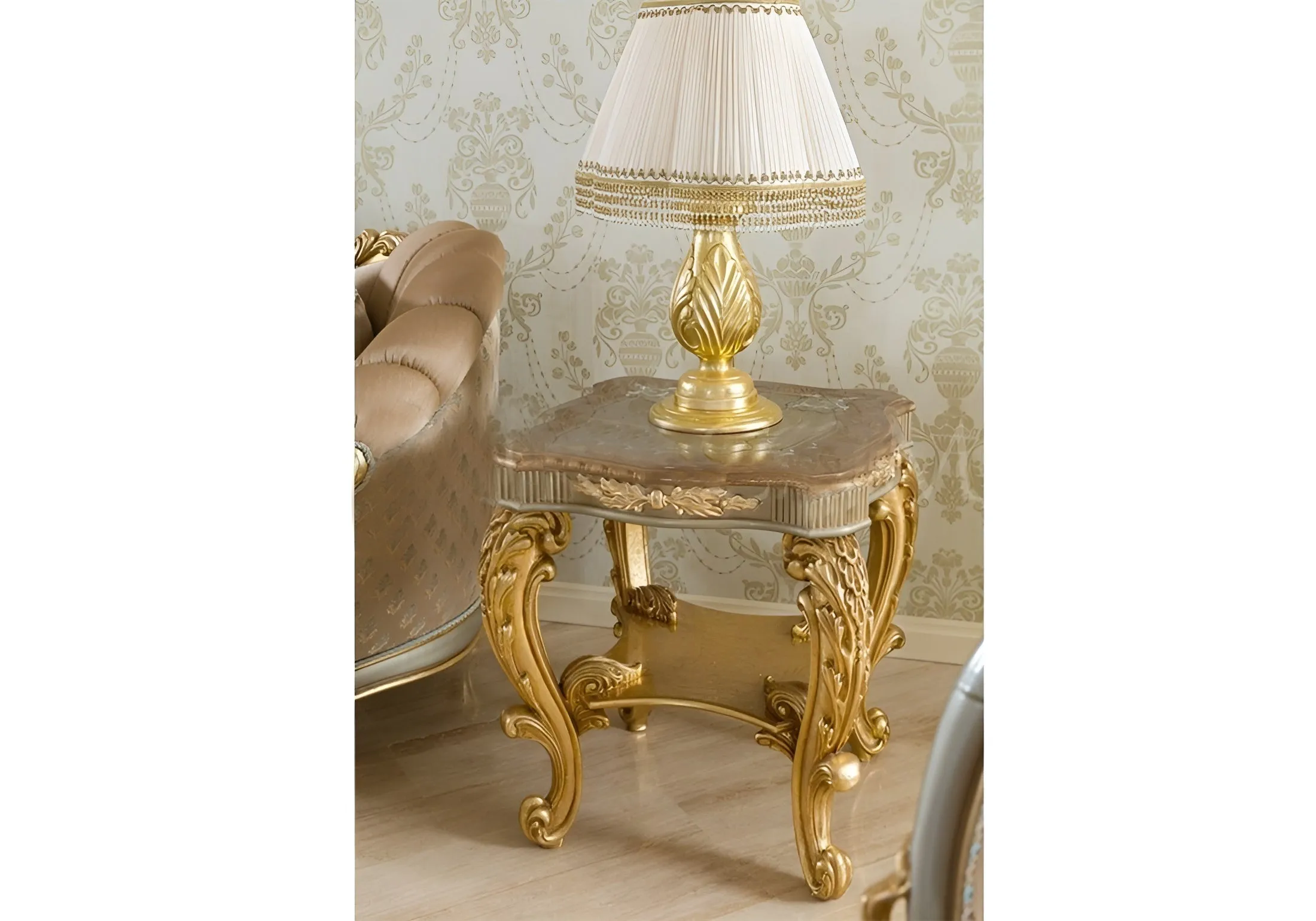 Royal Look Handmade Vorates Sofa Set