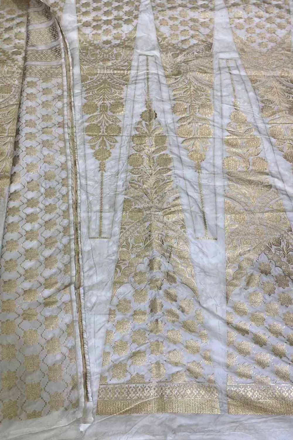 Stunning Dyeable Banarasi Silk Lehenga Set