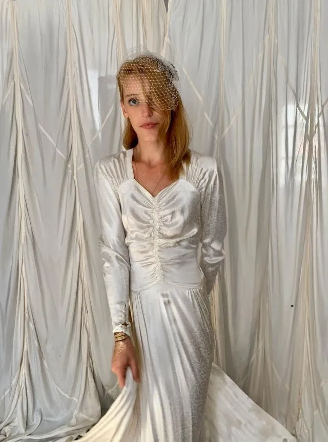 Stunning Elegant Utility Label CC41 Wedding Dress
