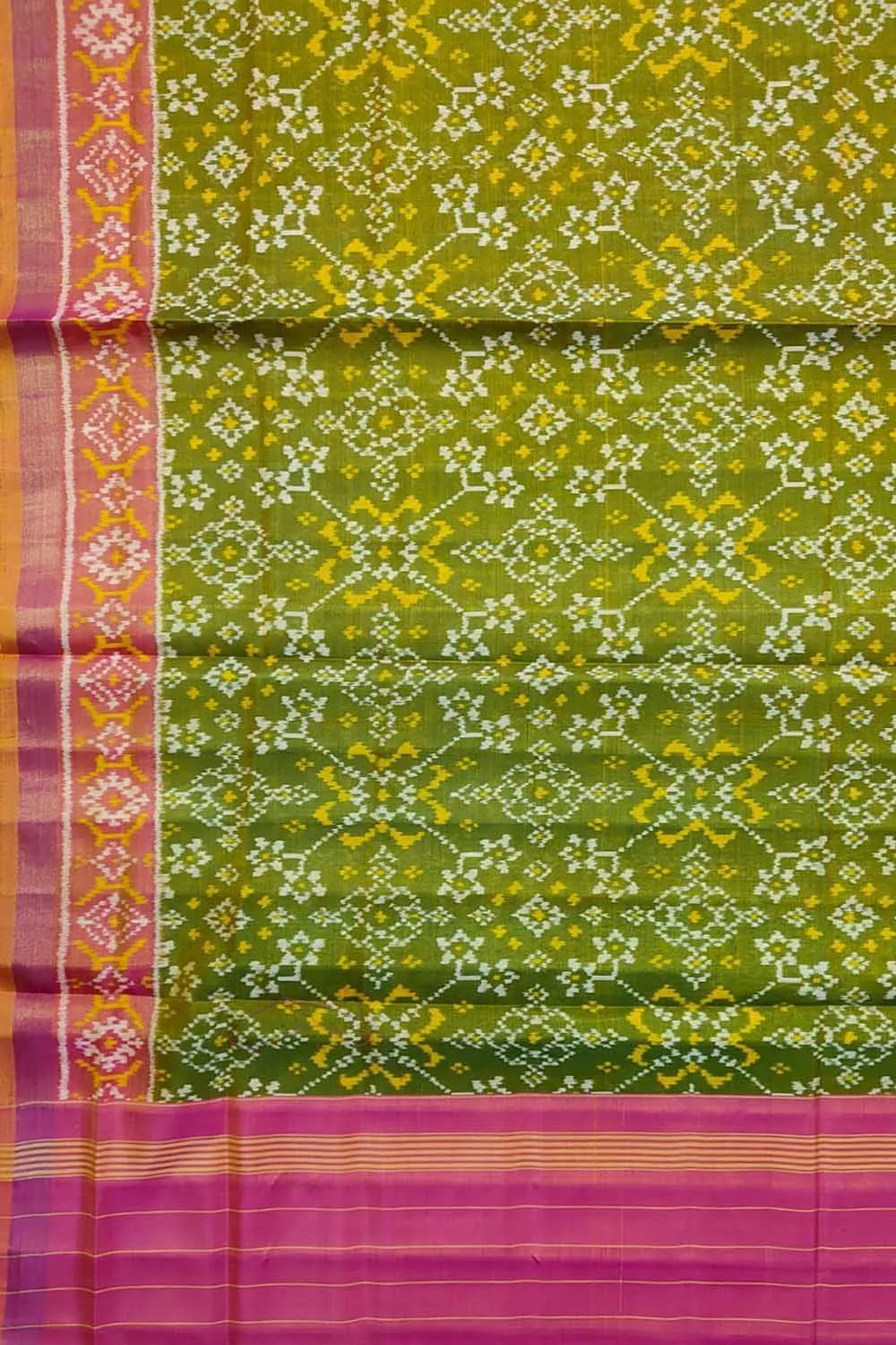 Stunning Green Patola Silk Dupatta Handloom