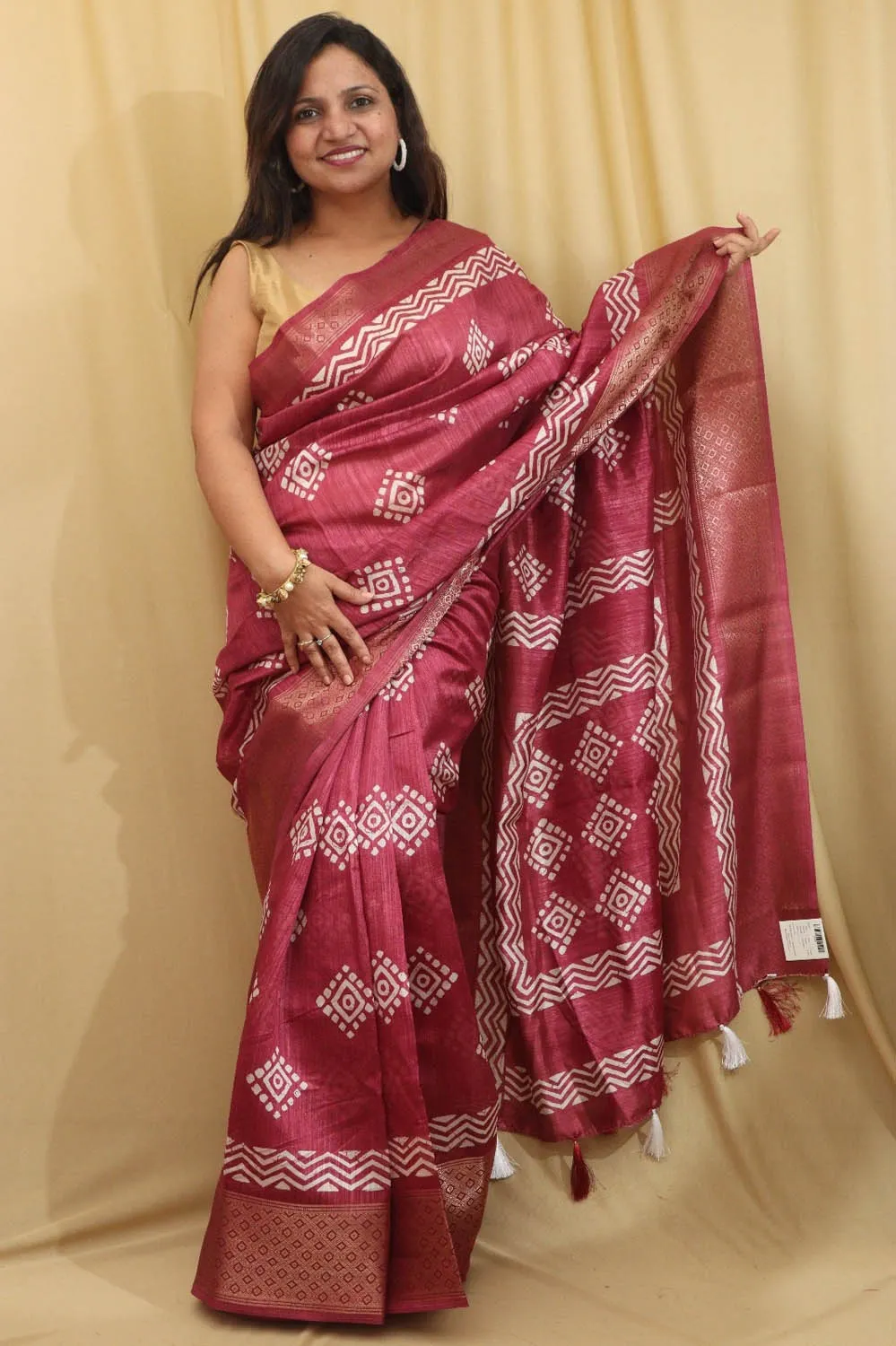 Stunning Red Block Printed Tussar Saree with Silk Blend