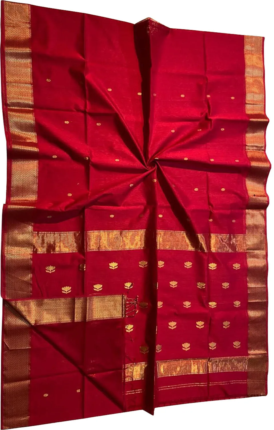 Stunning Red Maheshwari Handloom Silk Saree