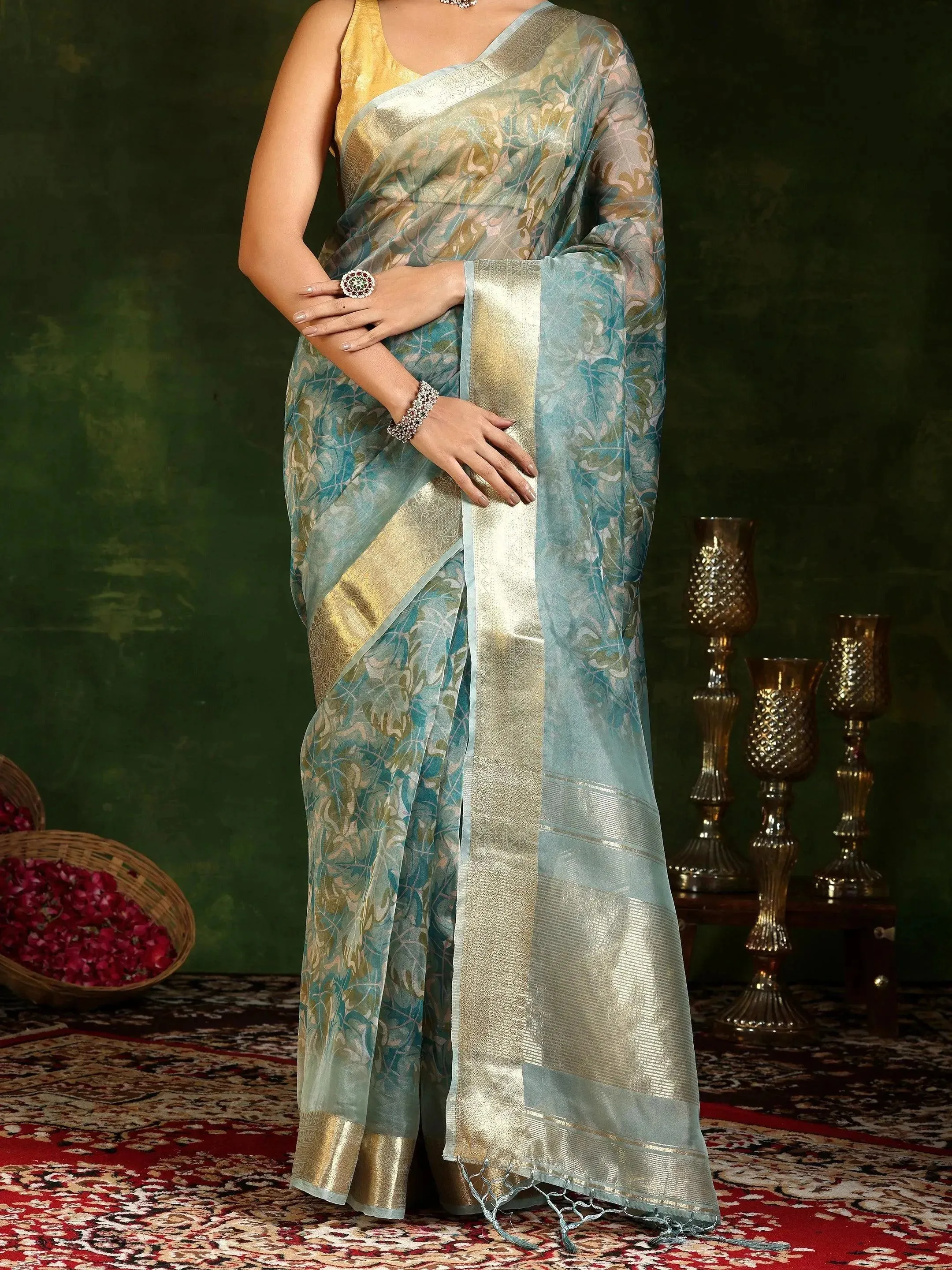 Turquoise Printed Organza Saree With Unstitched Blouse Piece