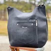 Wrangler Oversize Hobo ~ Black
