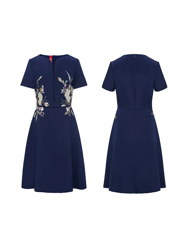 Yaying traditional-style mid-length dress